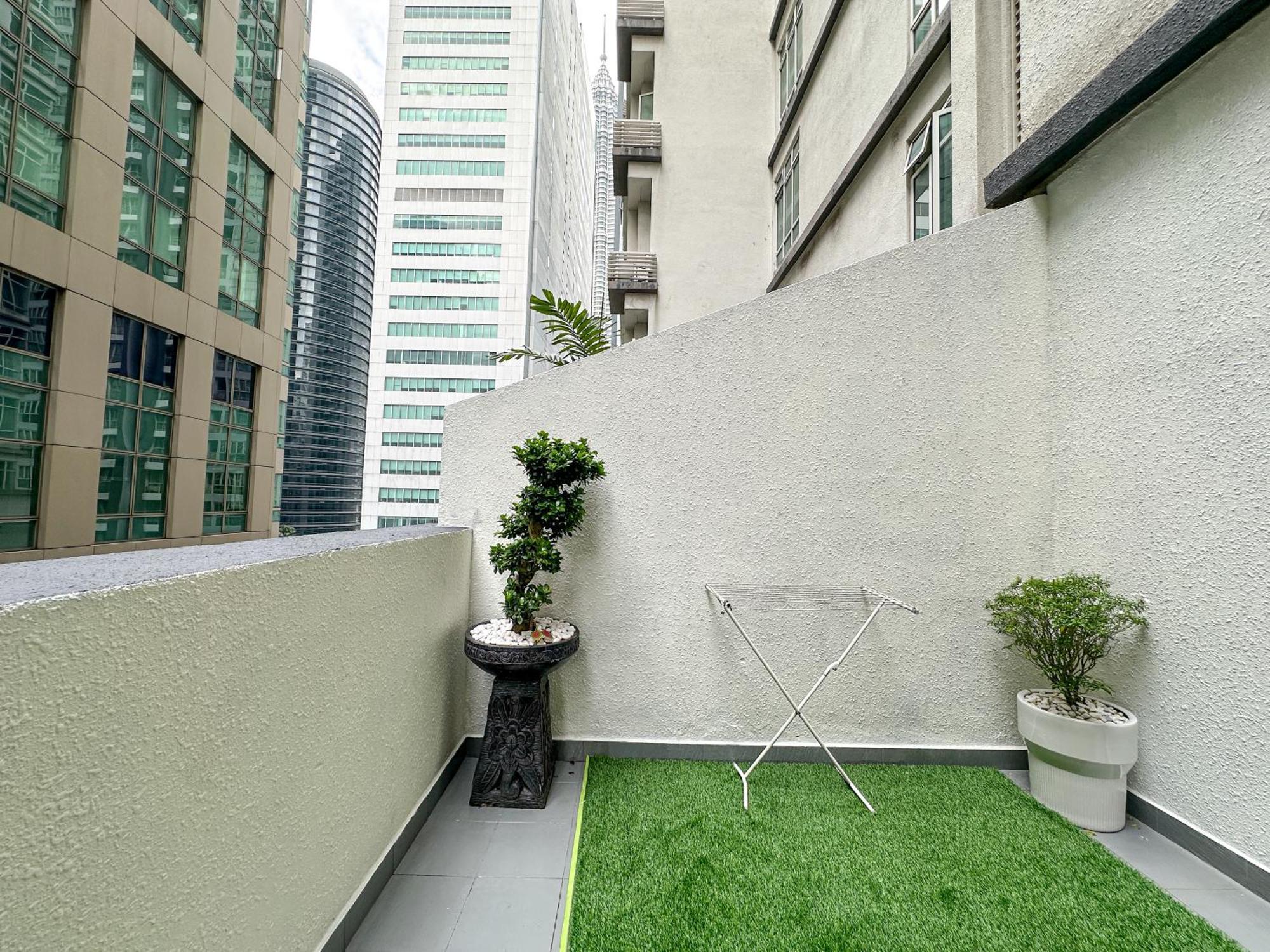 Klcc Suites By Nhb كوالالمبور المظهر الخارجي الصورة